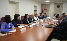 Մարզպետն ամենշաբաթյա աշխատանքային խորհրդակցություն է անցկացրել Մարզպետն ամենշաբաթյա աշխատանքային խորհրդակցություն է անցկացրել