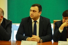 ՀՀ Արմավիրի մարզպետ Արգիշտի Մեխակյանն այսօր մասնակցել է Շրջակա միջավայրի նախարար Հակոբ Սիմիդյանի գլխավորությամբ կայացած աշխատանքային քննարկմանը ՀՀ Արմավիրի մարզպետ Արգիշտի Մեխակյանն այսօր մասնակցել է Շրջակա միջավայրի նախարար Հակոբ Սիմիդյանի գլխավորությամբ կայացած աշխատանքային քննարկմանը