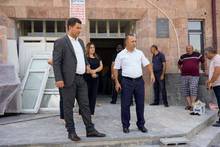 Բարսեղ Նիկողոսյանն այցելել է Նորակերտի և Այգեկի դպրոցներ՝ հետևելու վերանորոգման աշխատանքների ընթացքին Բարսեղ Նիկողոսյանն այցելել է Նորակերտի և Այգեկի դպրոցներ՝ հետևելու վերանորոգման աշխատանքների ընթացքին