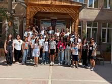 Փոխմարզպետ Բարսեղ Նիկողոսյանը հանդիպել է «ՍՄԱՅԼ ON» ամառային բակային ճամբարի մասնակիցներին Փոխմարզպետ Բարսեղ Նիկողոսյանը հանդիպել է «ՍՄԱՅԼ ON» ամառային բակային ճամբարի մասնակիցներին