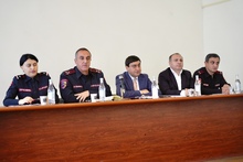 Արմավիրում ներկայացվել են Պարեկային ծառայության ընդունելության պայմաններն ու հնարավորությունները Արմավիրում ներկայացվել են Պարեկային ծառայության ընդունելության պայմաններն ու հնարավորությունները