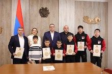 Փոխմարզպետ Արամ Գրիգորյանն ընդունել է  Դուքենդոյի Արմավիրի մասնաճյուղի սաներին