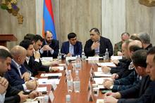 Արմավիրի մարզպետի աշխատակազմում քննարկվել են բնապահպանական խնդիրներն ու դրանց կանխարգելման ուղղությամբ համագործակցության քայլերը