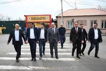 Վարչապետի աշխատակազմի ղեկավար, Եվրոպական քաղաքական համայնքի 8-րդ գագաթնաժողովի կազմակերպման հանձնաժողովի նախագահ Արայիկ Հարությունյանը աշխատանքային այցով Արմավիրի մարզում է