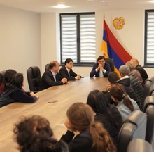 Մեծամորի ժամանակավոր տնակներում բնակվող քաղաքացիների հարցերը մարզի ղեկավարության ուշադրության ներքո է