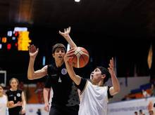 Երևանի Սպորտի կառավարման կենտրոնում ՀՀ վարչապետի հովանու ներքո երկրորդ անգամ անցկացվող &laquo;Դպրոցականների բասկետբոլի լիգա&raquo; մարզական խաղերի եզրափակիչ փուլը